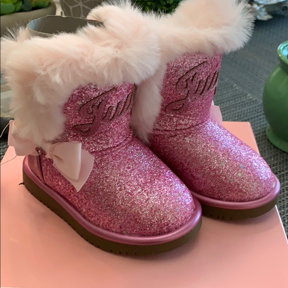 Juicy Couture Little Girl Glitter Boots. NWT